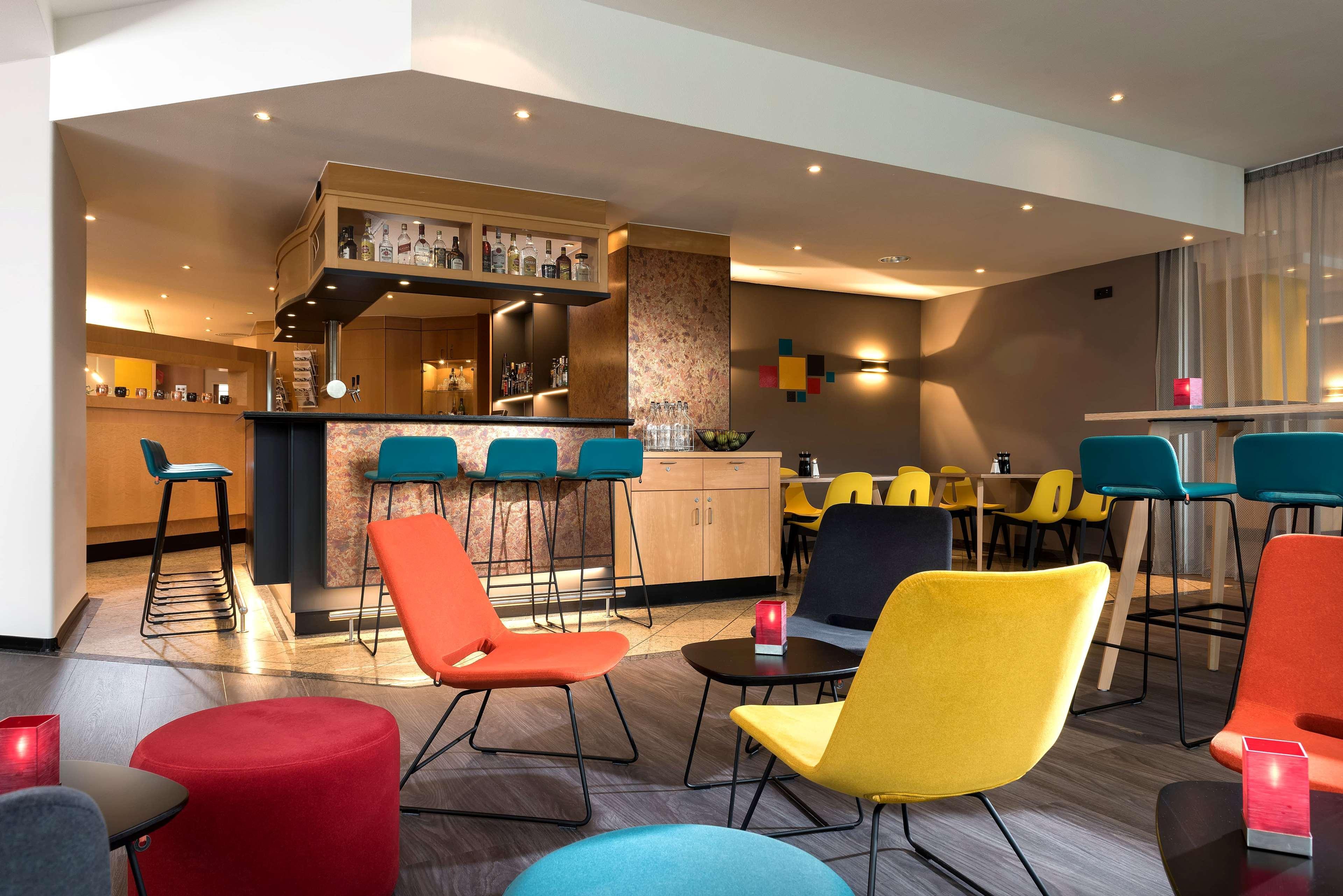 Ramada by Wyndham Hannover Laatzen Bagian luar foto